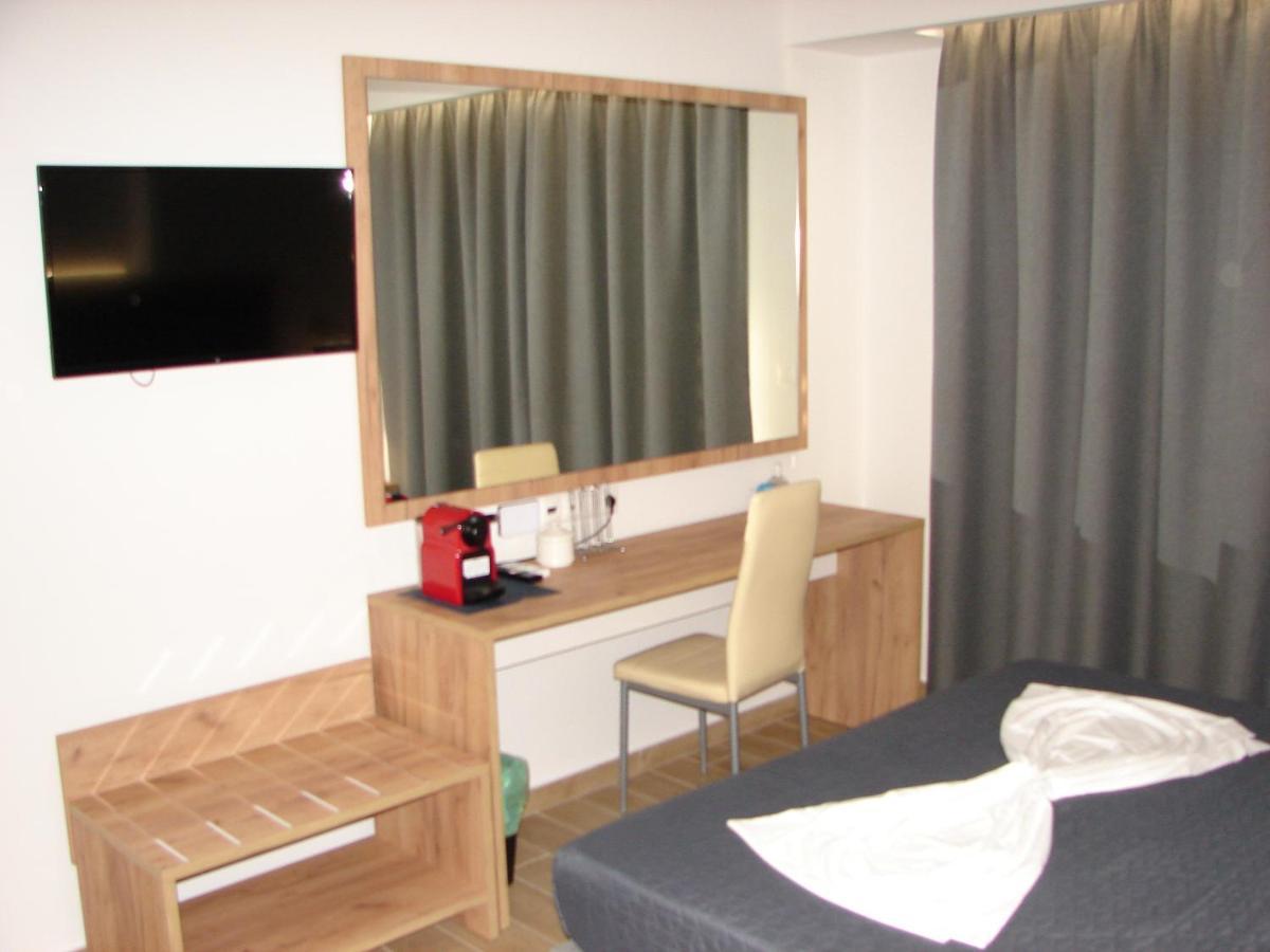 Four Reasons Aparthotel Paralía Eksteriør bilde