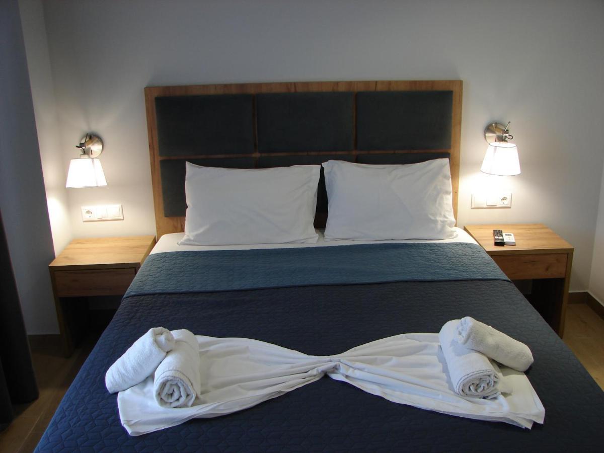 Four Reasons Aparthotel Paralía Eksteriør bilde