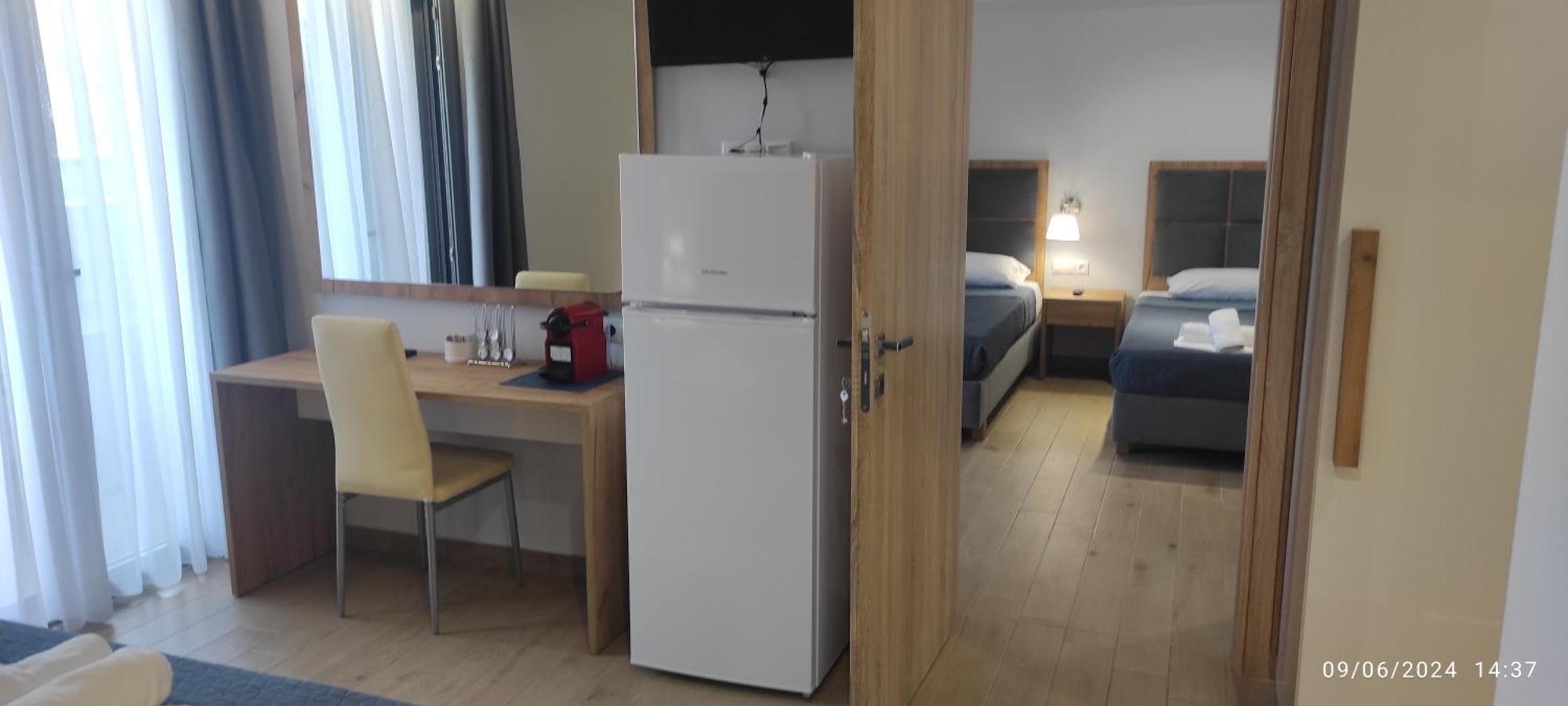 Four Reasons Aparthotel Paralía Eksteriør bilde